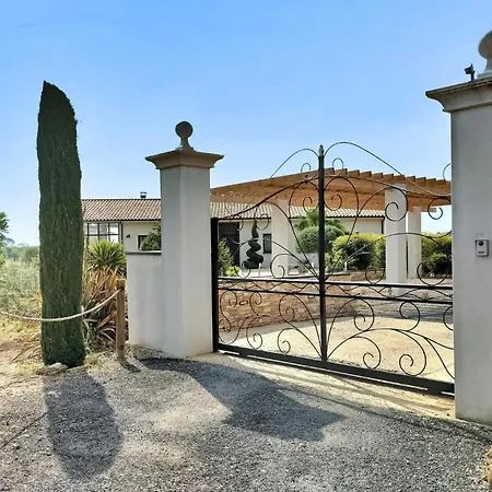 La Maison Du Domaine Дом отдыха Servian