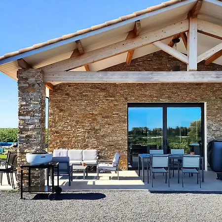 Дом отдыха La Maison Du Domaine *