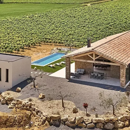 La Maison Du Domaine Дом отдыха Servian